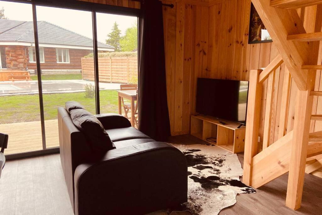 Chalet Montana - Au Cottage Du Medoc - Proche De Bordeaux Saint-Aubin-de-Médoc Eksteriør bilde
